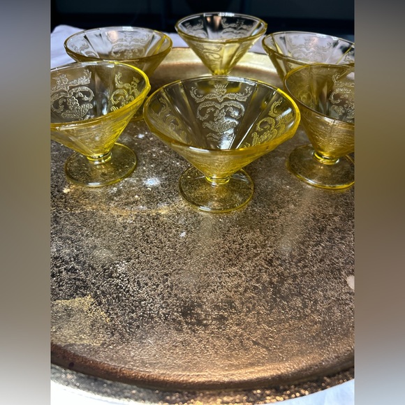 Set of 6 Federal Glass 1930 Yellow Madrid Cone Footed Sherbet Glasses - Picture 3 of 5